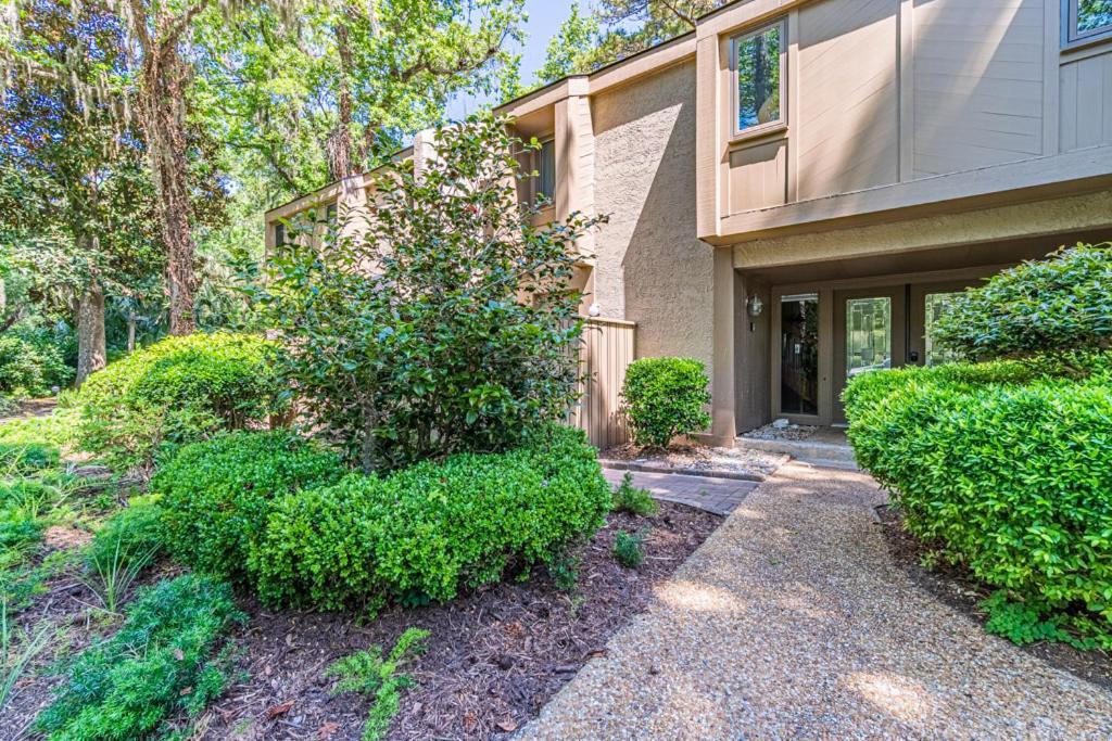 Pet Friendly! 503 Plantation Club Walk To Pool Sleeps 6 Sea Pines Villa Hilton Head Island Eksteriør billede