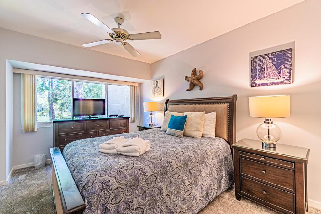 Pet Friendly! 503 Plantation Club Walk To Pool Sleeps 6 Sea Pines Villa Hilton Head Island Eksteriør billede